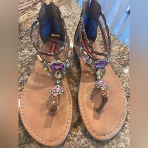 Gently used Union Bay camel Leather with Rhinestones sandals size8